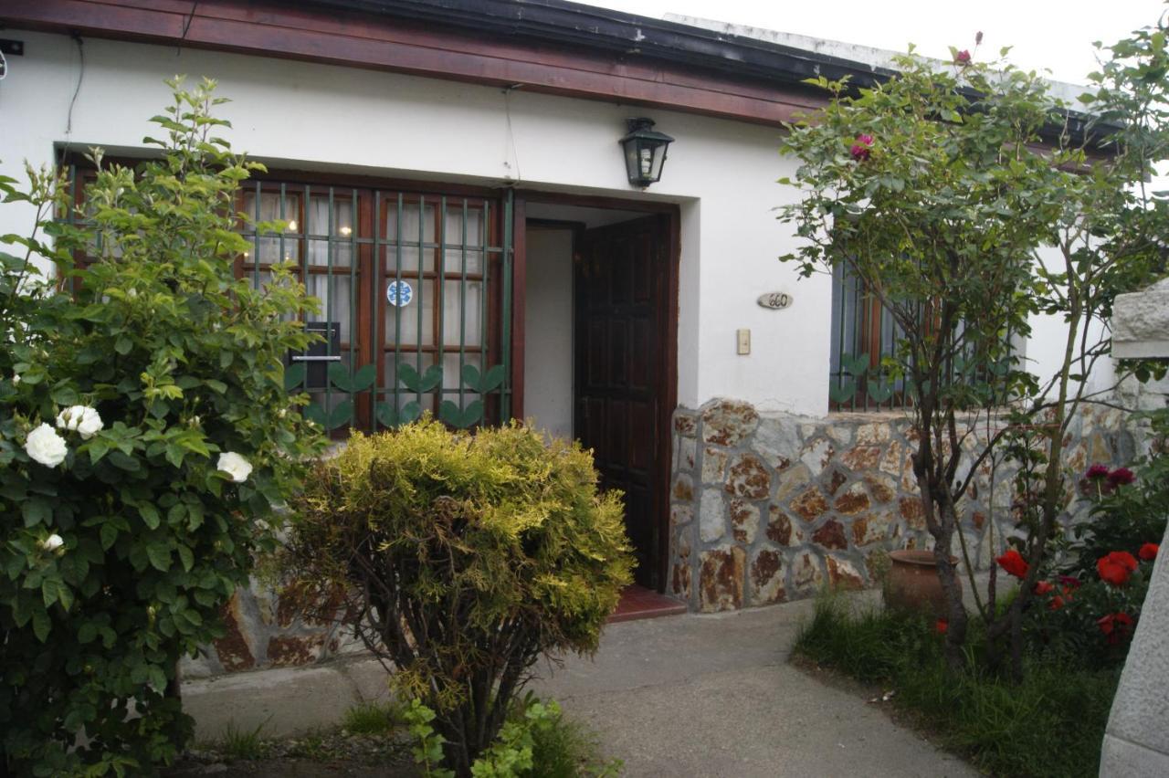 Bed and Breakfast Casa Elena Ushuaia Exterior foto